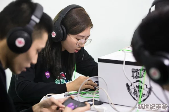掌握球球大作战：高效利用吞噬星空黑洞的三大策略与技巧分享