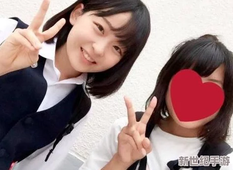 野花 高清 中文 免费 日本：传闻日本某地发现神秘野花，吸引众多游客前来拍照打卡！