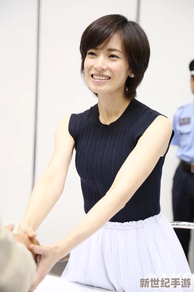 日本肉欲BBBBBB肉体：知名女星被曝与富商开房细节曝光