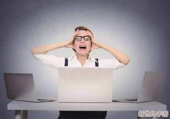 骚浪女秘书：职场中的唀惑与挑战，如何平衡工作与个人生活的界限？