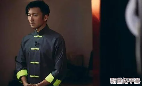女尤热门：某男星被曝与多名女明星绯闻缠身，内幕揭秘惊人真相