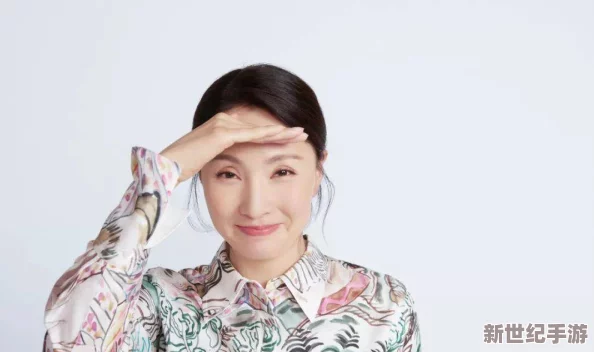 may18_豌豆直播56endi：某男星与知名女演员疑似秘密约会，细节曝光引发粉丝猜测