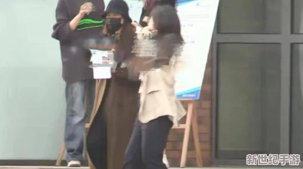 北京孰妇搡BBBB搡BBBB，网友纷纷表示这种现象反映了社会风气的变化，也引发了对传统价值观的思考