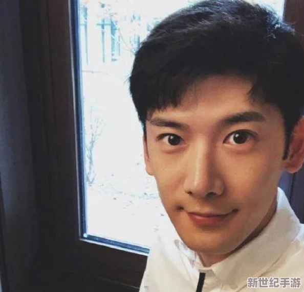 独家爆料女尤吃瓜：某男星与知名女演员传绯闻，背后真相令人大跌眼镜