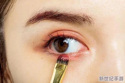 奇米四色眼影777888是一款色彩丰富的眼影盘，包含多种流行色调，适合各种妆容需求，让你的眼妆更加迷人