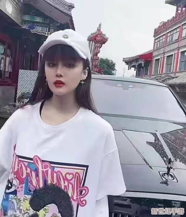 男人和女人一起相嗟嗟嗟的视频引发热议，背后隐藏惊人秘密，网友评论如潮，真相令人意外！