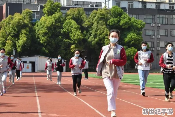 办公室可以不可以干湿你？探讨工作环境对员工身心健康的影响与调节方法