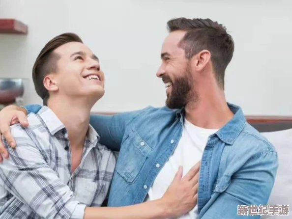 国产Chinese男男GayGay网站钙站，致力于为中国的同性恋男性提供一个安全、开放的交流平台，分享生活与情感