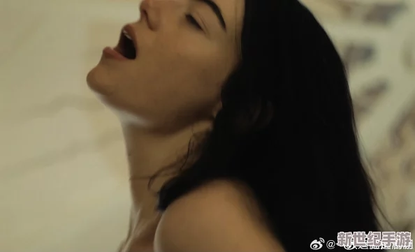 扒开腿猛烈进入的视频免费＂引发热议，网友纷纷表示震惊，内容竟然涉及如此大胆的主题，引起广泛讨论！