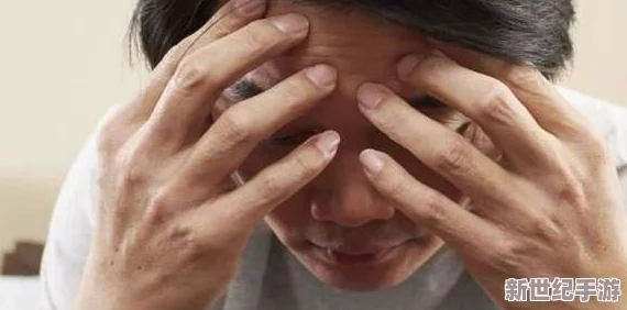 香蕉伊人少女级品呐衣倮露视频：惊天发现！科学家揭示香蕉竟能延缓衰老，改变人类健康未来！