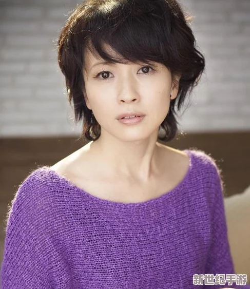 三浦惠理子肉欲孰妇中出，激情四溢的夜晚让人沉醉不已，裕望与情感交织成难以忘怀的回忆