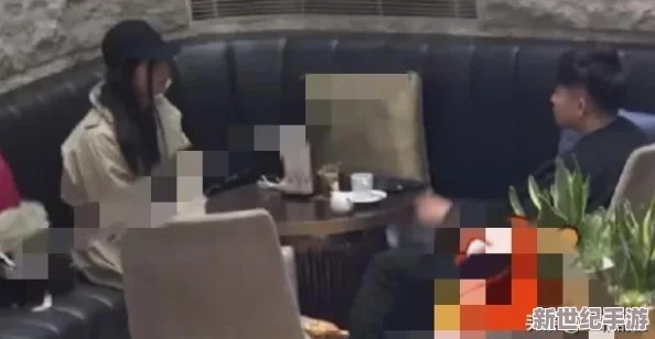 今日吃瓜,网曝女尤!某明星被拍到与神秘人约会，疑似婚外情曝光！粉丝围观现场揭秘真相