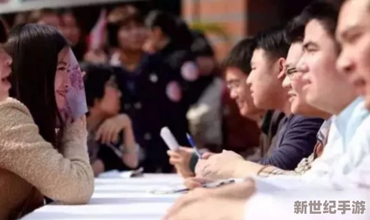 欲乱高龄老女人视频引发热议，网友纷纷讨论社会对老年女性的偏见与性别歧视问题