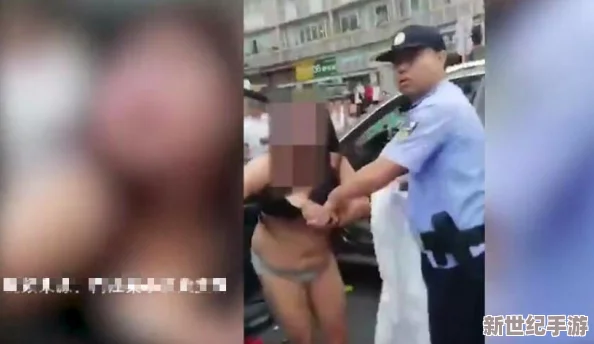 美女亲吻边脱呐衣内裤，社交媒体热议：这段视频引发网友们的疯狂讨论与不同看法！