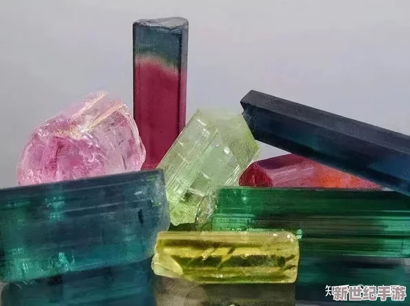 国产的璜的大的刺激的爽的：这是一种描述中国本土产品特征的表达，强调其色彩鲜艳、尺寸较大以及带来的强烈感官体验