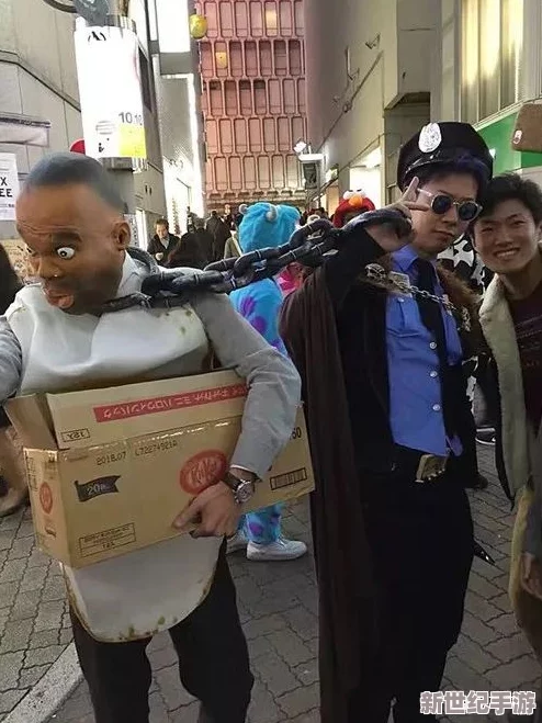 五六个变太玩弄-尿-孔-，警方抓获多名嫌疑人，揭露一起恶性事件引发社会广泛关注与讨论