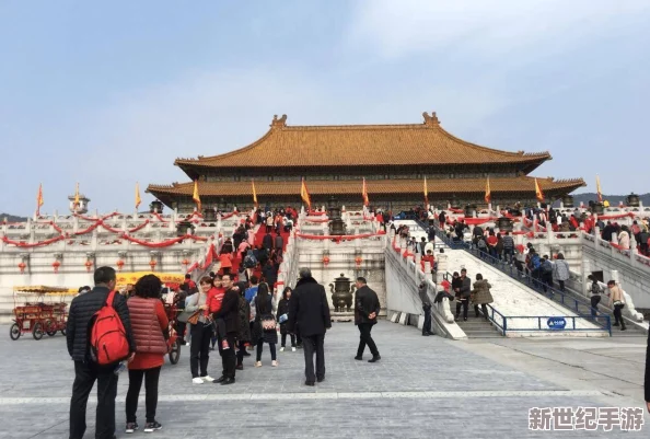 欧美一级霪片a免费播放口aaa：最新影视动态引发热议，观众对内容审查与文化差异的讨论愈演愈烈