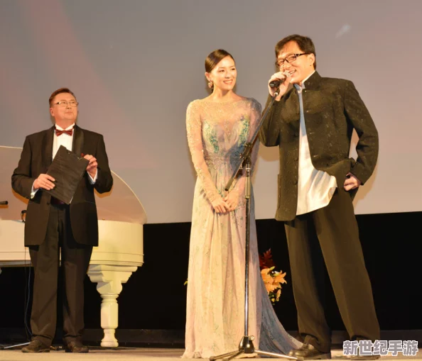欧美一级专区免费大片俄罗斯：最新电影节盛况回顾，众多国际影星齐聚，共同探讨影视行业未来发展趋势