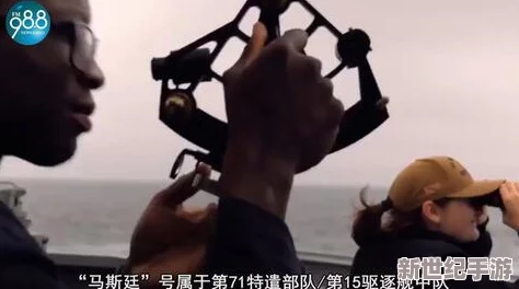 女生被男人操，现场目击者惊呼：竟然在大街上发生如此骇人听闻的事件，引发众人围观！