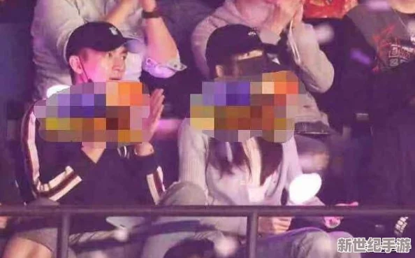日本美女搞璜，社交媒体引发热议，网友纷纷讨论其背后的文化现象与社会影响，话题持续升温