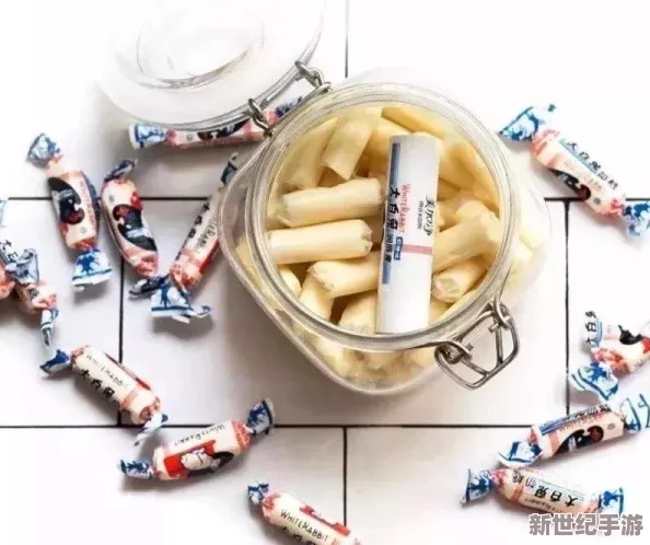大白兔衬衫里蹦蹦跳跳的是惊喜的零食！让人为之疯狂的首发新产品即将上市！