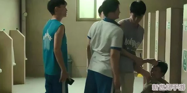 体育生在宿舍自-慰被发现Gay，室友意外拍摄视频引发校园热议与讨论，事件背后隐藏的故事逐渐浮出水面
