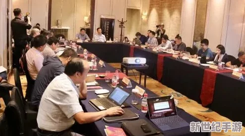 欧美午夜在线观看理论片：最新动态与观众反馈，探讨影片背后的深层次主题与文化影响力