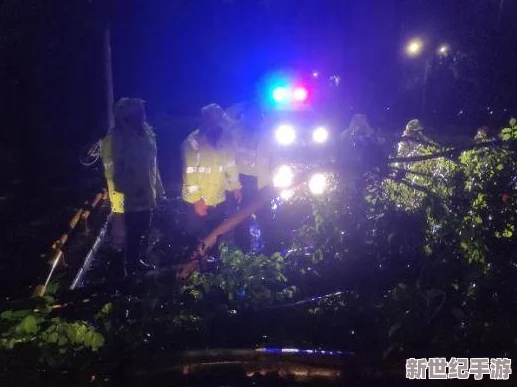 ju162外勤中突然下大雨神宫，紧急避雨引发意外惊慌，现场人员急速撤离！