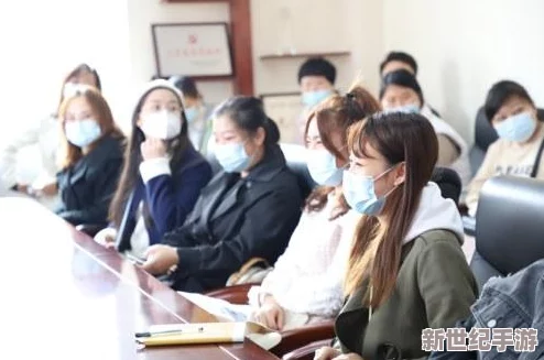 两人一起到达巅峰的几率大吗？网友热议：成功路上，携手同行是否更有可能实现梦想？