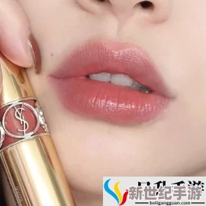 ysl热门蜜桃色884a，令你瞬间拥有甜美气息的时尚口红，尽显青春活力与迷人魅力！