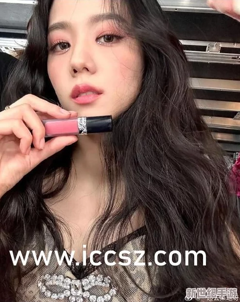 极品美女啪啪无套：最新进展揭示了相关事件的更多细节与影响，引发社会广泛关注与讨论