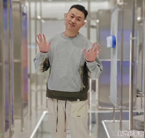 jizzjizzjizz日本好多水，网友热议：这究竟是自然现象还是人为因素引发的奇特景象？