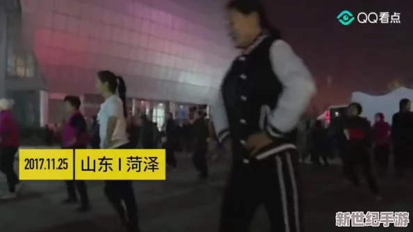 外面有人轻点受不了，惊现神秘人物夜间潜入小区，引发居民恐慌与热议！