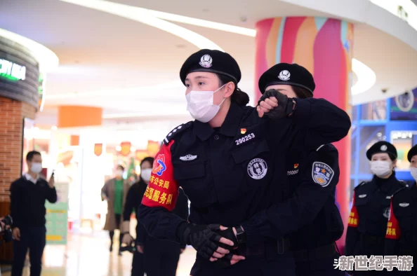 女大学生积极参与社会实践，推动校园文化建设与志愿服务活动，展现新时代女性的责任与担当