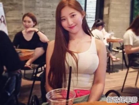 岳妇伦沣满6XX：惊艳全场的绝美身姿，引发网友热议与疯狂追捧，成为时尚界的新宠儿！