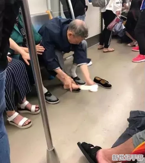 国产丝袜一区二区三区在线观看，网友纷纷表示期待，希望能看到更多优质内容，同时也关注版权问题