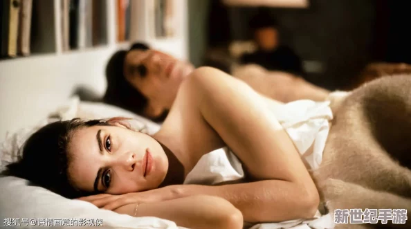 探索女性魅力：张腿让男士尽情享受的免费视频大全，带你领略不一样的视觉盛宴与心灵碰撞