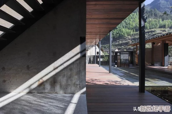 《anothergirlinthewall的官方游戏》最新进展：全新关卡与角色设计曝光，玩家期待度持续攀升！