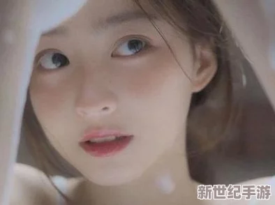 中国美女隐私无遮挡免费视频：最新动态曝光，网友热议引发广泛关注与讨论，背后故事令人深思