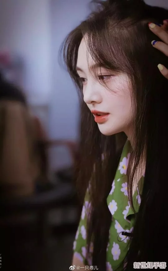 日本一及爽爽爽爽网友认为这部作品在画面和剧情上都表现出色，尤其是角色设定让人印象深刻，值得一看